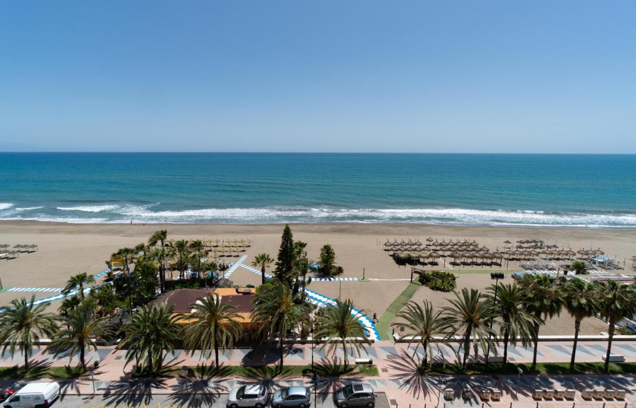 Hotel Apartamentos Bajondillo トレモリノス エクステリア 写真 The beach at Torrevieji