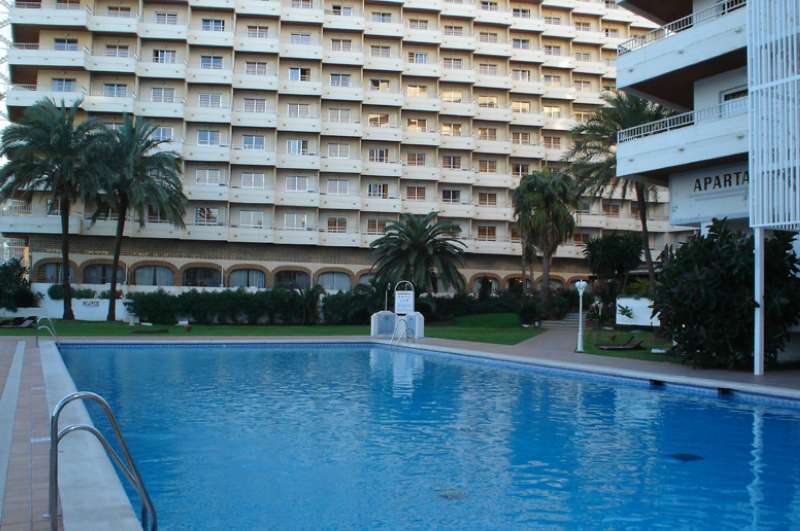 Hotel Apartamentos Bajondillo トレモリノス エクステリア 写真 A hotel in Palma de Mallorca