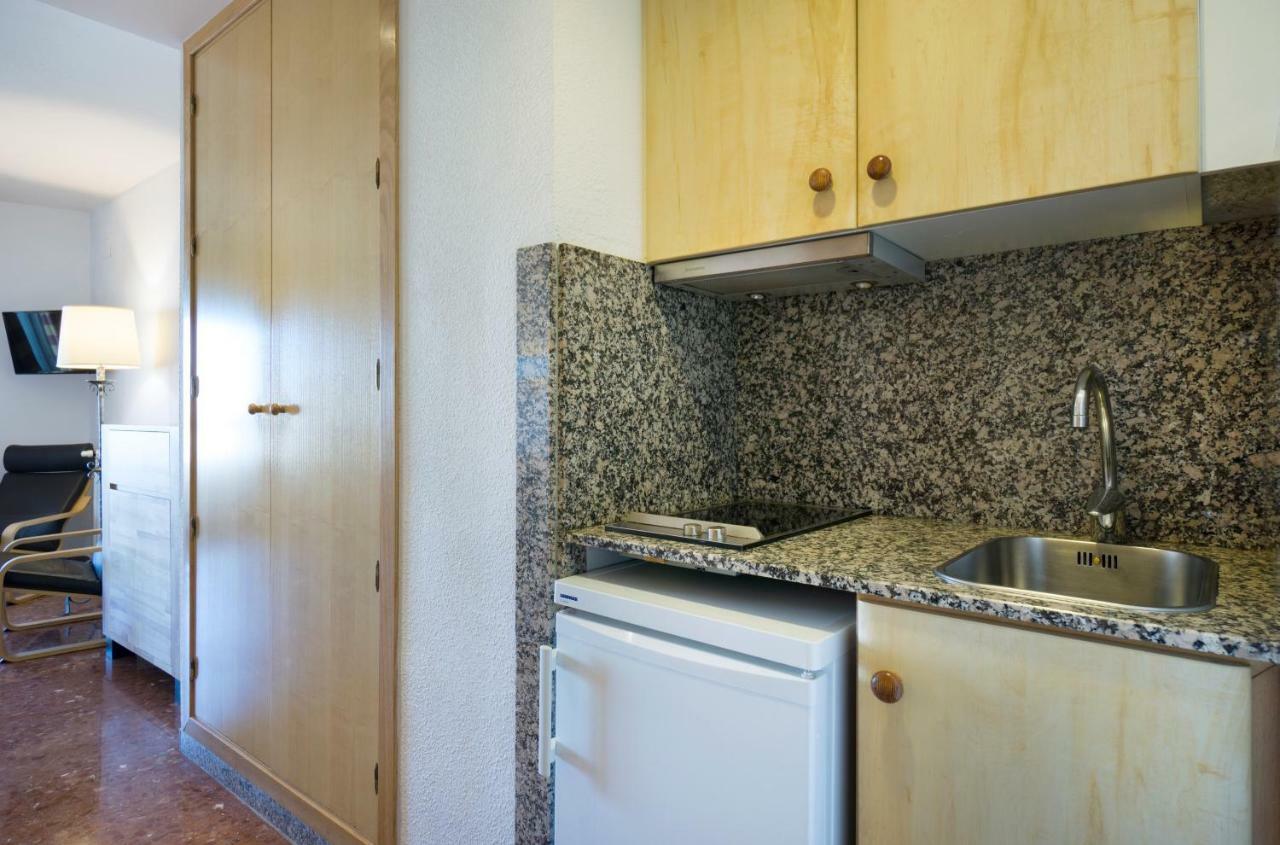 Hotel Apartamentos Bajondillo トレモリノス エクステリア 写真